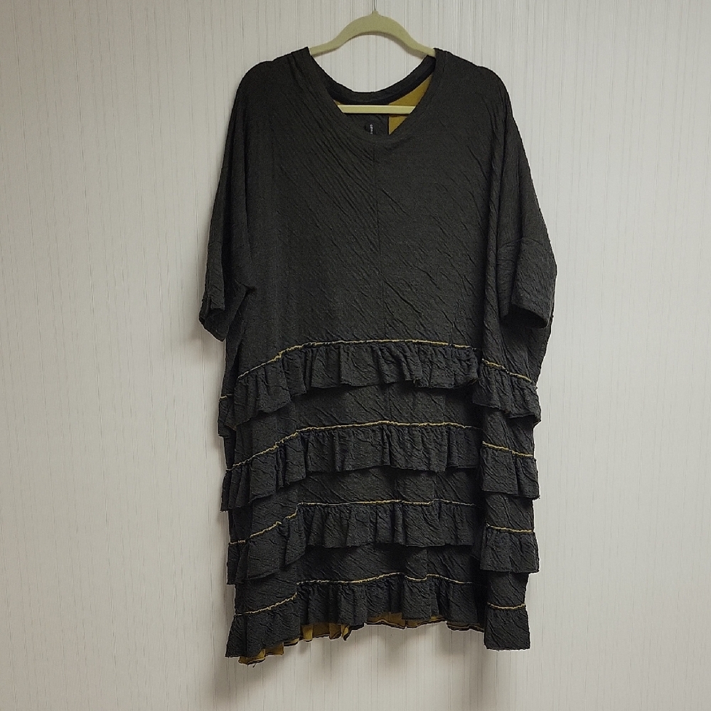 Gershonb RAM Black Ruffled Tunic Dress, Women's Medium. Oversize Ruffle